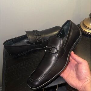 Salvatore Ferragamo Loafer Dress shoe black leather